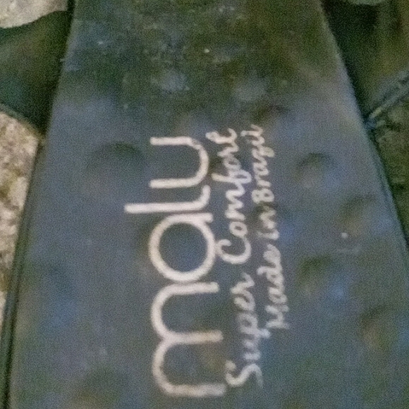 Scandals - Picture 5 of 5